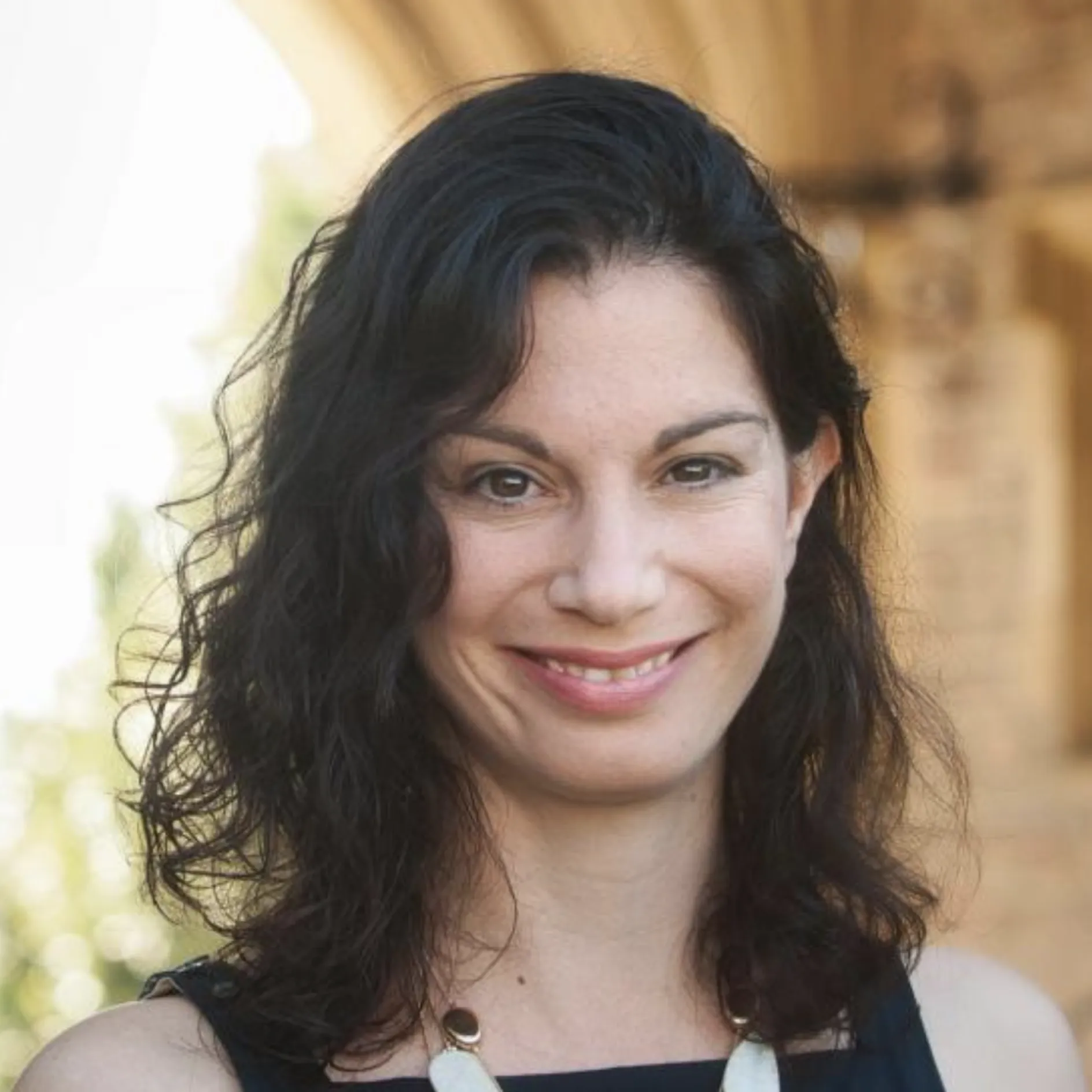 Jennifer R. Smith