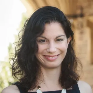 Jennifer R. Smith